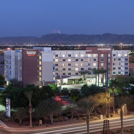 Courtyard Phoenix Chandler/Fashion Center Hotell Exteriör bild